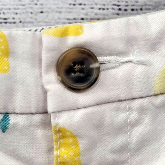 Old Navy Everyday Shorts Lemon Pattern Size 2 - Picture 3 of 7